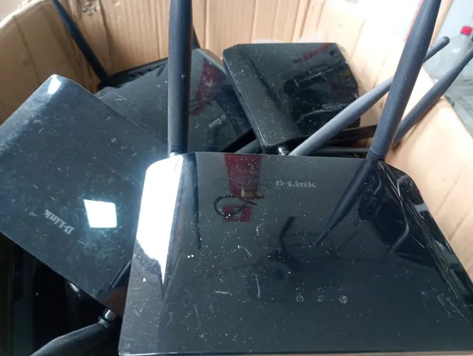 Lote 50 Roteadores D-link DIR-615 Não Acompanha Fontes 