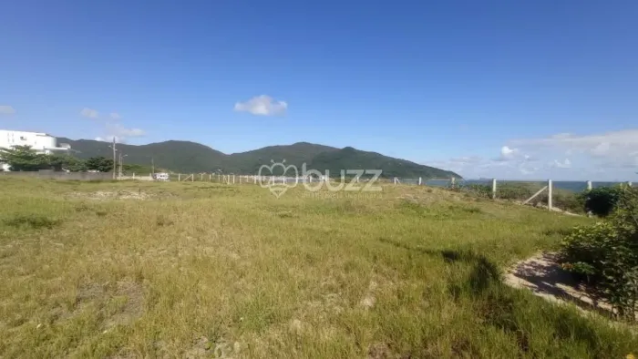 Excelente terreno pe na areia da praia dos Acores
