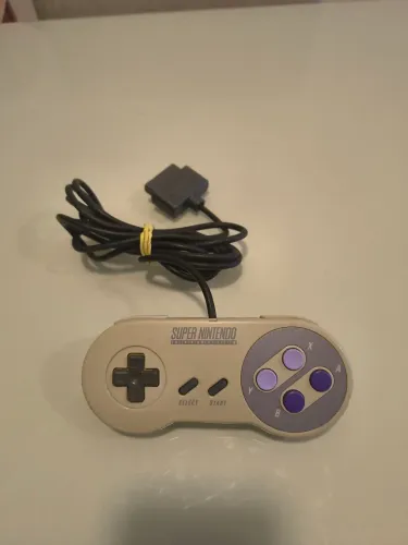 Controle Super Nintendo.