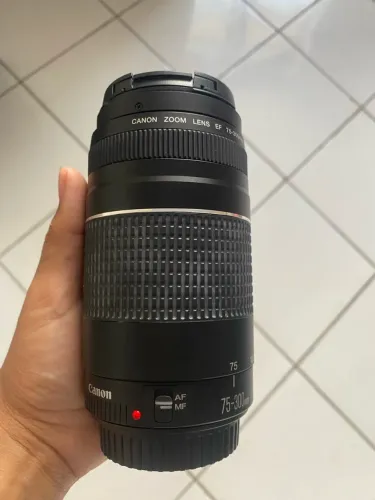 Lente Cânon EF 75 300mm