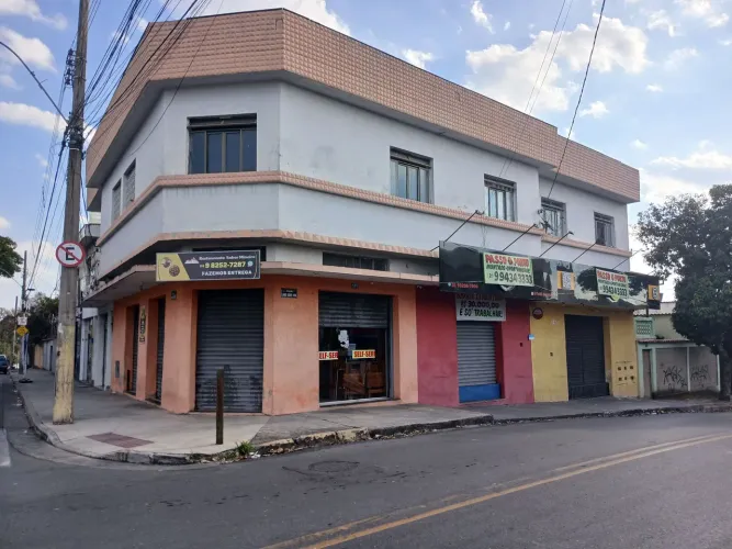 Apartamento e loja