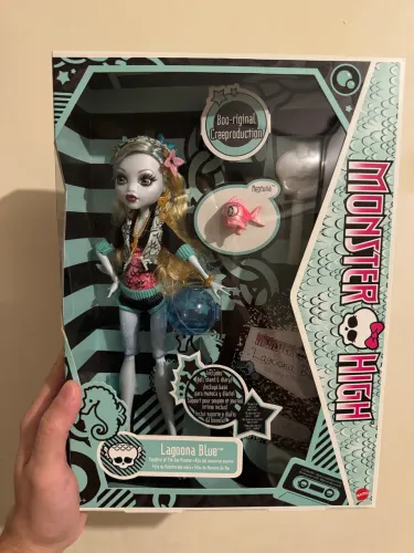 Lagoona Blue Creeproduction Monster High