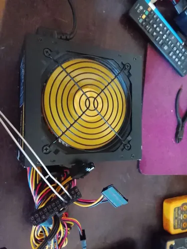 Fonte gamer B_SA550W potência