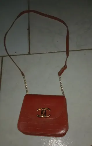 Vendo bolsa de couro 