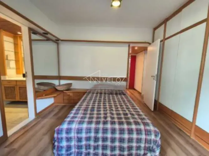Apartamento : Padrão / Residencial / Leblon