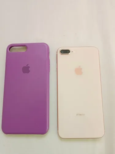 iPhone 8 Plus