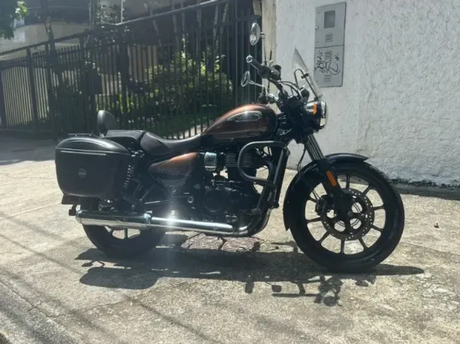 Royal Enfield Meteor 350 Supernova Brown 2023