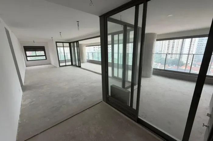 Imóvel para venda com 211 metros quadrados com 4 quartos em Campo Belo - São Paulo - SP