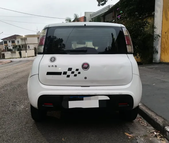 Fiat Uno Attractive 1.0 Flex 6V 5P 2017