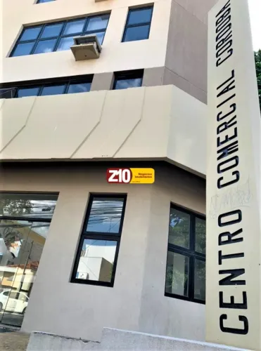 SALA COMERCIAL PARA LOCAÇÃO COM DIVISÓRIAS EM EDIFÍCIO COMERCIAL - NA REGIÃO CENTRAL - IND