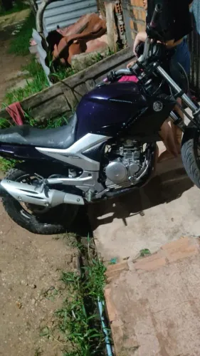 Vendo fazer 250 cc moto boa e barato 6.000