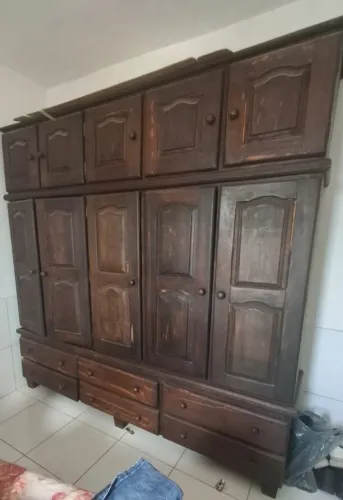 Guarda roupa, madeira 100% Gravatá