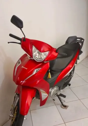 Avelloz az1 2023