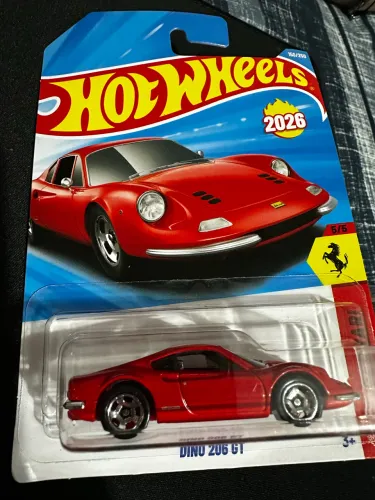 Ferrari Dino hot wheels