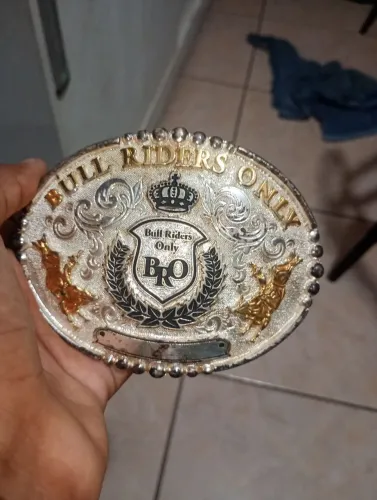 Medalhão anos 1930