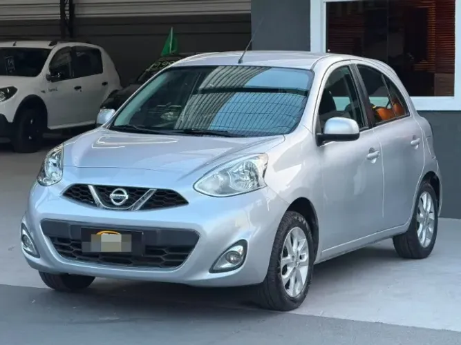 Nissan March SV 1.6 16V Flexstart 5P Mec. 2017