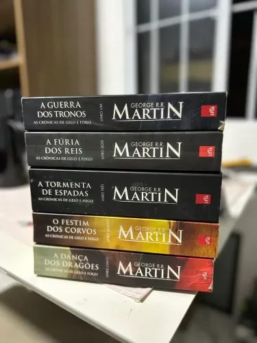 Coleção Completa As Crônicas de Gelo e Fogo - Game of Thrones