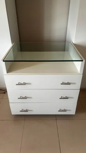 Cômoda com 3 gavetas grandes - Branca