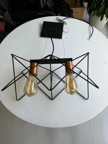Luminária Pendente Industrial com lâmpadas retrô