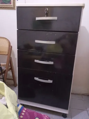 Cômoda com sapateira