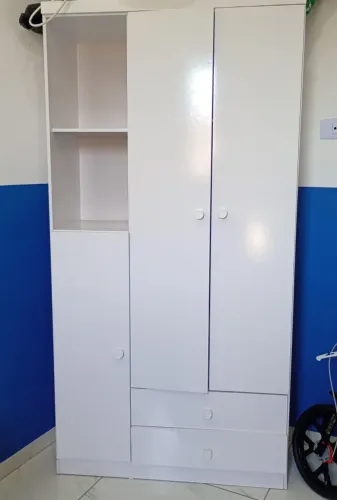 Guarda roupa infantil