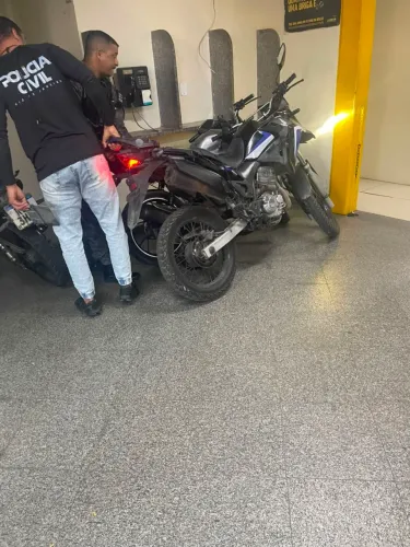Xre 300 montada na 22