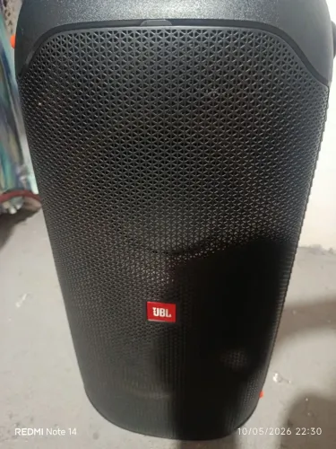 Vendo uma caixa de som JBL 110