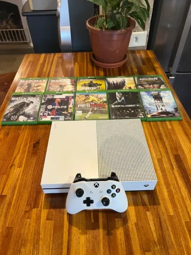 Xbox One S 1TB + Controle Original + 2 Jogos