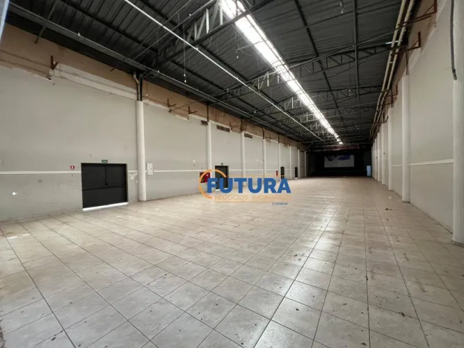 Loja Comercial com 890m² SCN Quadra 01, Bloco B
