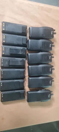 Rádio Icom ICF-12 VHF (06 rádios e 13 baterias)