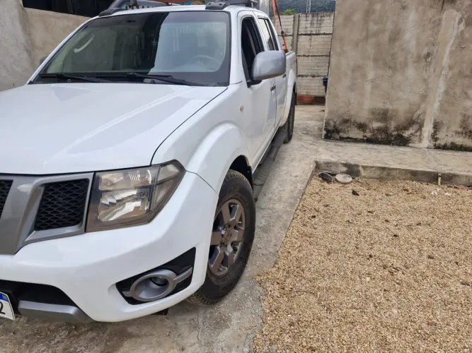 Nissan Frontier SV Attack CD 4X2 2.5 TB Diesel 2014