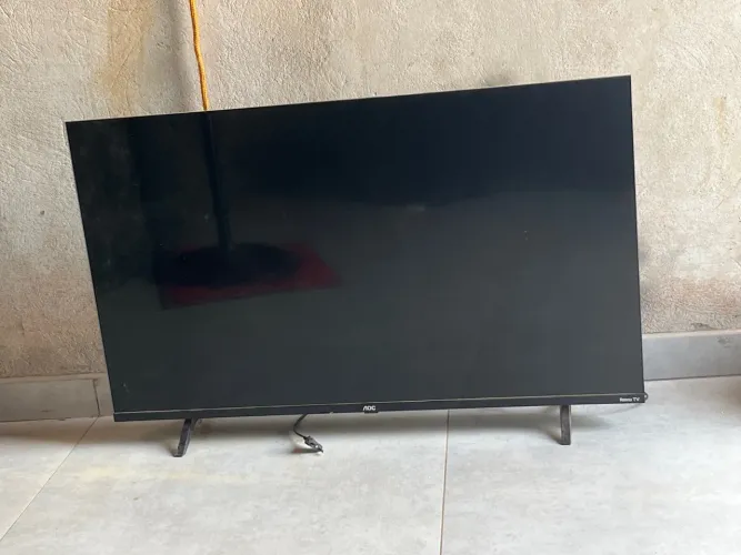 Vendo tv Roku 43 polegadas