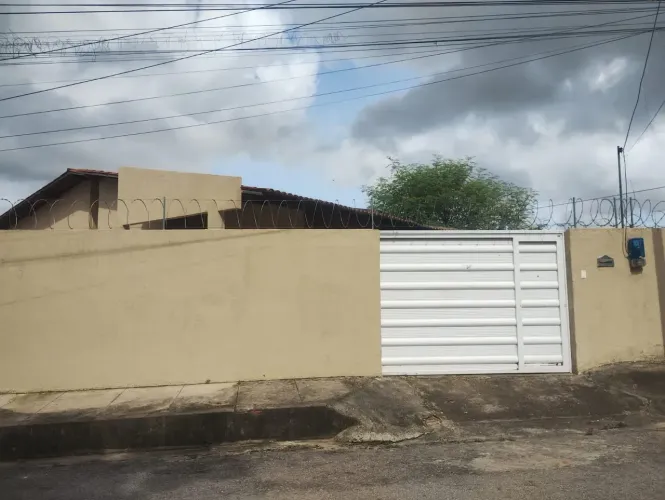 Imóvel para aluguel com 63 metros quadrados com 2 quartos em Pires Façanha - Eusébio - CE