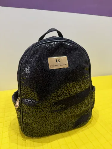 Mochila Preta - Carmen Steffens