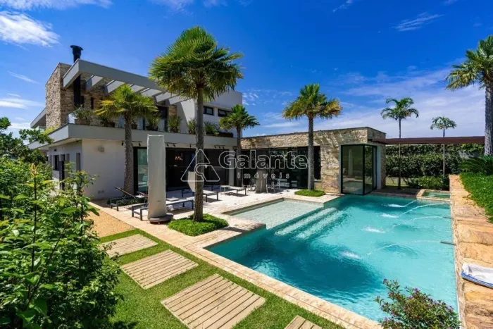 Casa para venda e locação com 04 Suítes no Entre verdes, Campinas