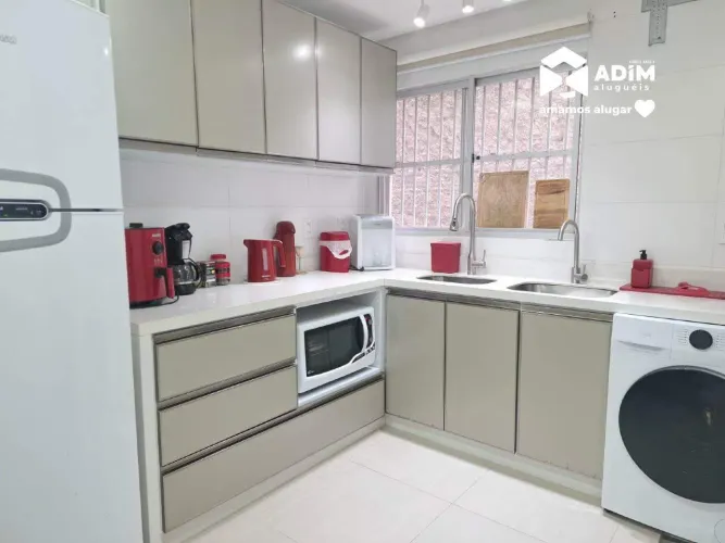 Apartamento residencial com 2 quartos e 1 suíte para aluguel em Meia Praia, Itapema