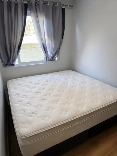 Colchão King Koil King 2,00 x 2,00 - Excelente Estado