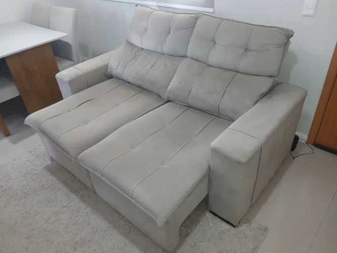 Sofá suede 1.80m 2 lugares retrátil reclinável bege