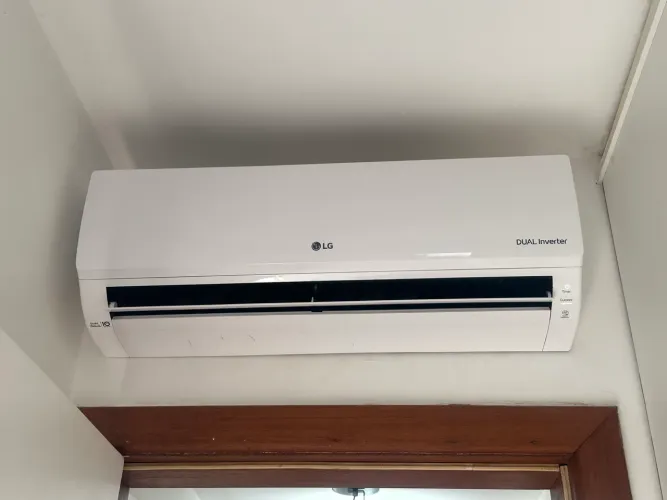 Ar condicionado LG DUAL Inverter de 9.000 BTUs usado