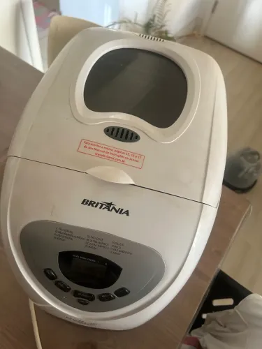 Máquina pão Britânia