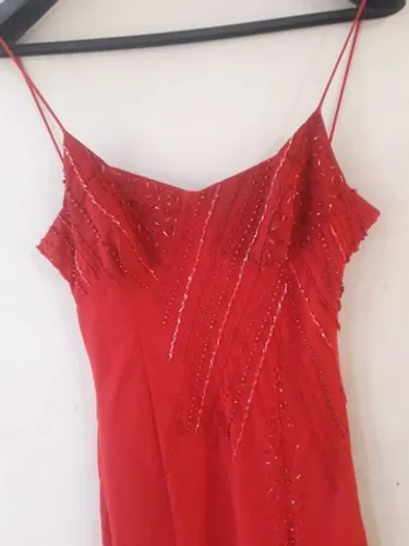 Vestido de Festa - Vermelho bordado