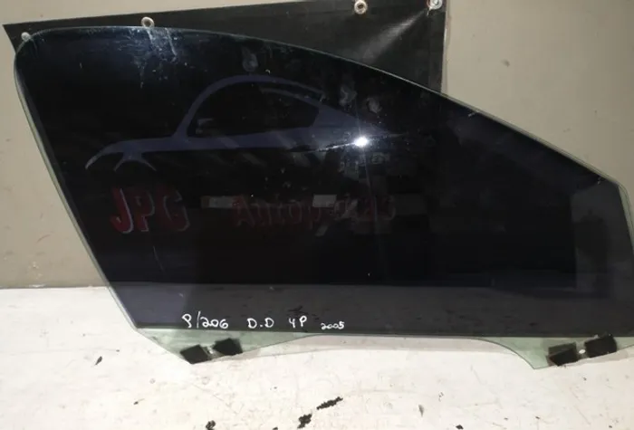 Vidro dianteiro direito Peugeot 206 4p