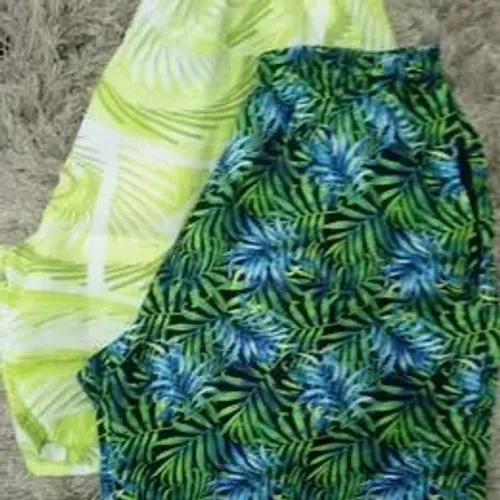 Bermuda com elástico. Promoção Queima de Estoque.(1 peça R$ 20,00/3 peças R$50,00)