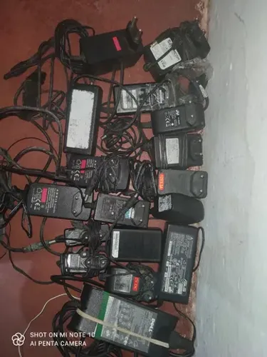 Fontes de 5v, 12:, 19v , 24v, diversos conectores, varias potências