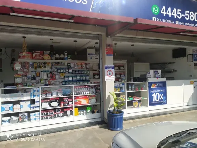 Balcões expositores - direto da fábrica MDF