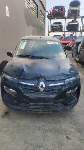 Kwid 1.0 3cc 2023 Retirada de peças