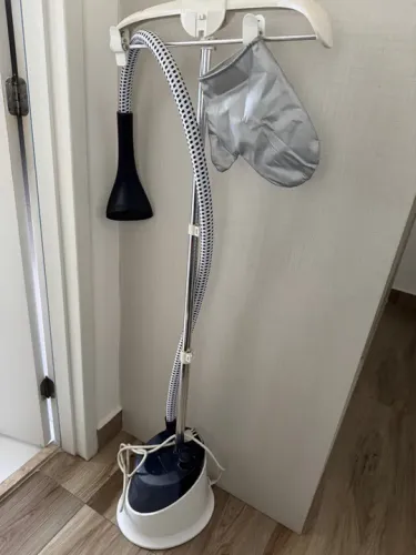 Passador de Roupa a Vapor