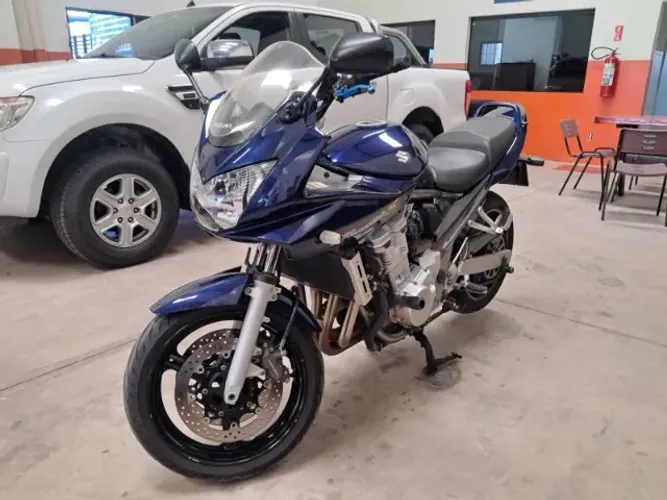 Suzuki Bandit 650S - (2010)