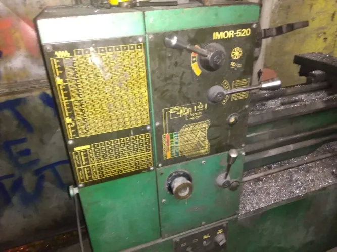 Torno mecânico IMOR-520