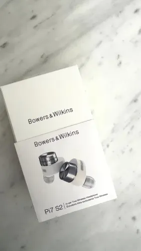 Fones De Ouvido Sem Fio Bowers & Wilkins Pi7 S2 De 24 Bits, - Branco - Seminovo